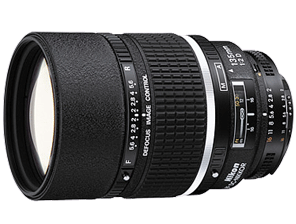 135mm f/2D AF DC NIKKOR